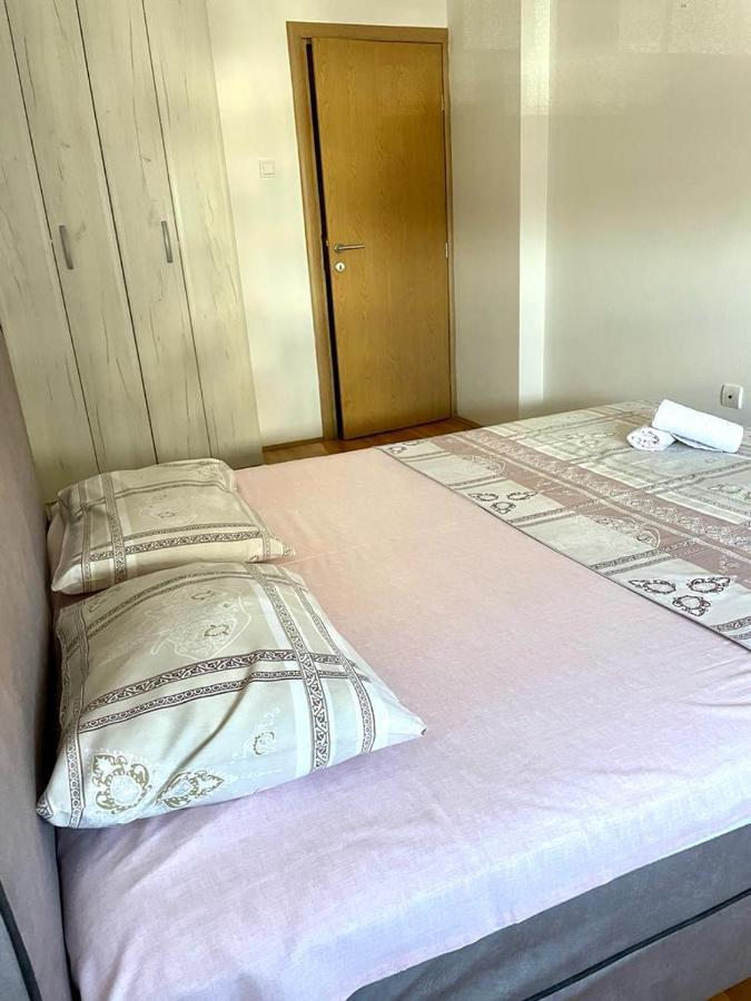 Naki Apartman Apartment Podgorica Ngoại thất bức ảnh